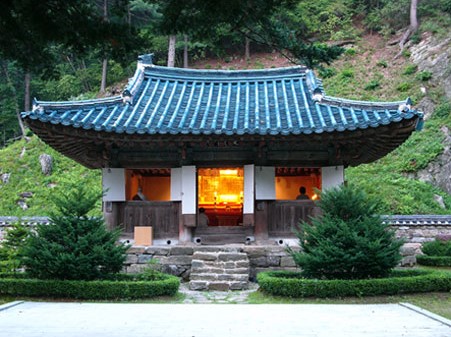 태백산 정암사 적멸보궁